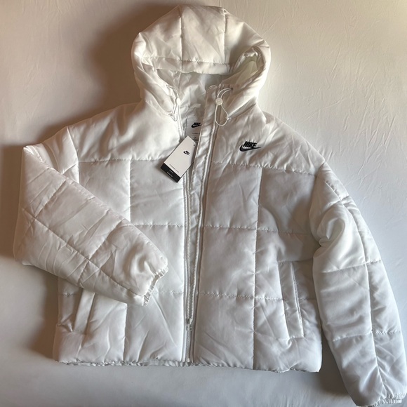 Nike Sportswear 💅 Therma-Fit  White Puffer Loose Fit Jacket Coat Size M NWT - Picture 10 of 14
